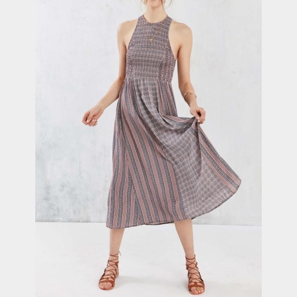 Urban Outfitters Dresses & Skirts - UO Kimchi Blue Joclyn Smocked Bodice Maxi Dress